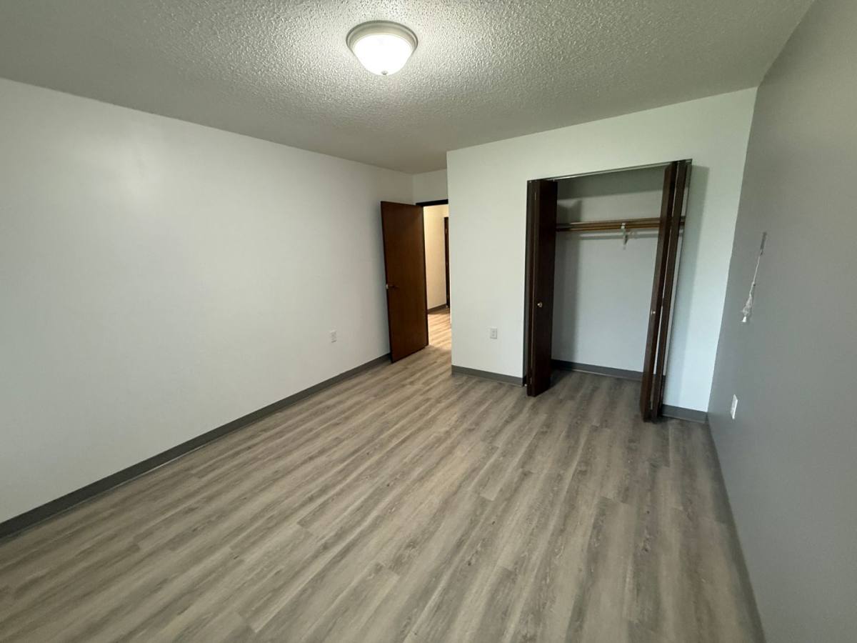 Apartment for rent at 1104 14th Ave N, Wahpeton, ND 58075