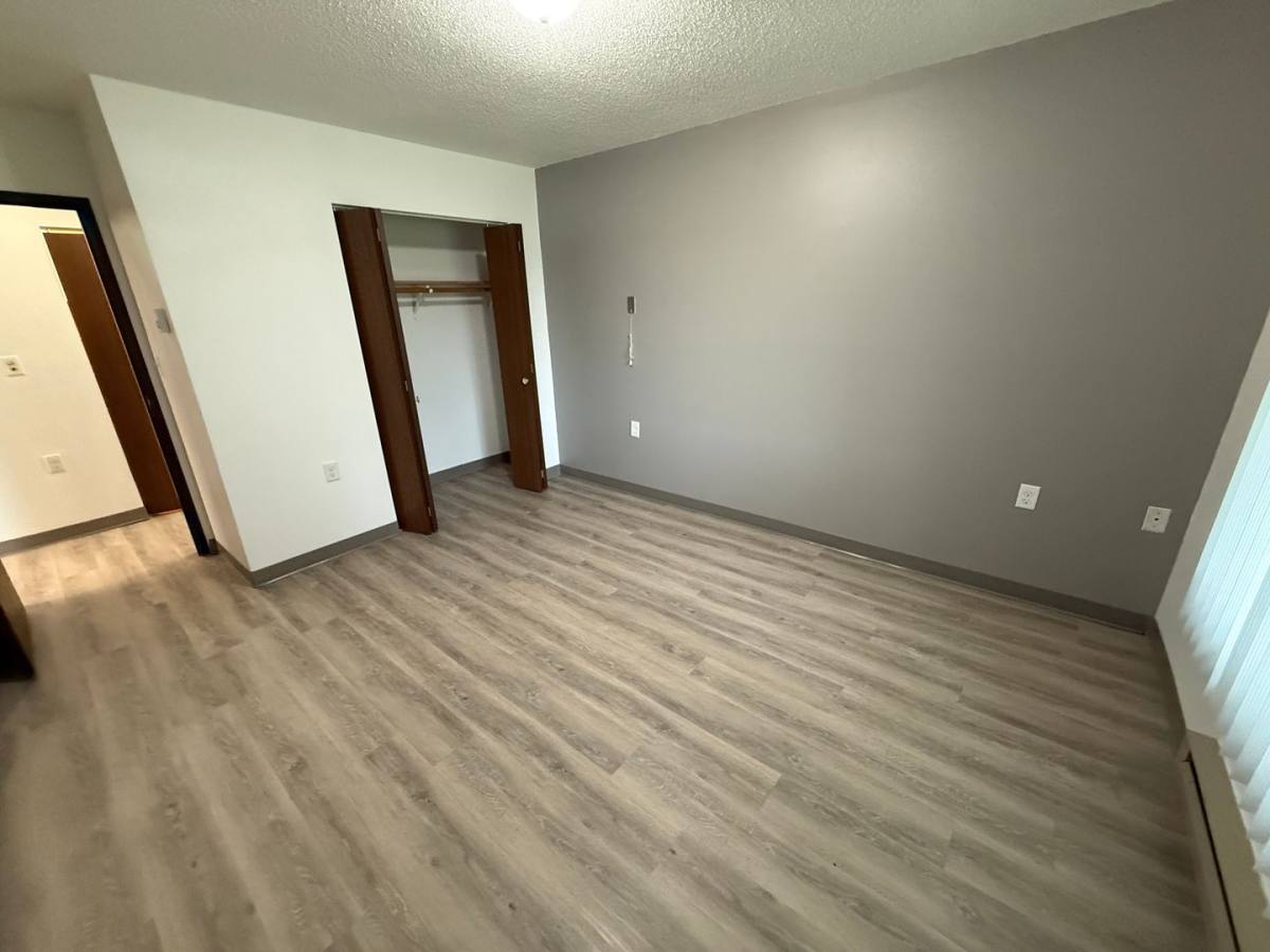Apartment for rent at 1104 14th Ave N, Wahpeton, ND 58075