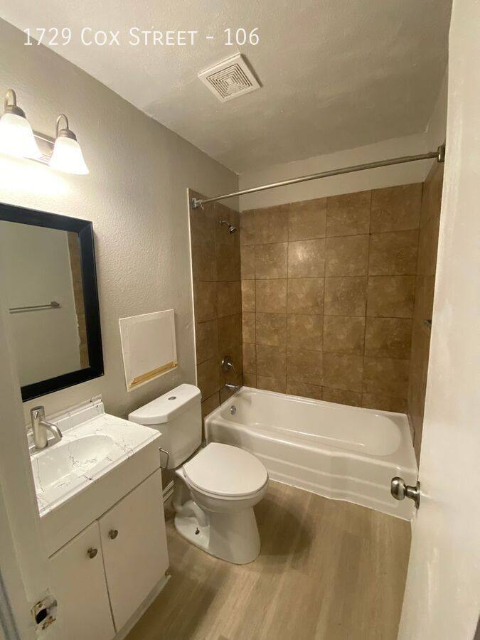 Apartment for rent at 1729 Cox St #106, Carrollton, TX 75006
