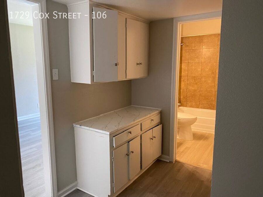 Apartment for rent at 1729 Cox St #106, Carrollton, TX 75006