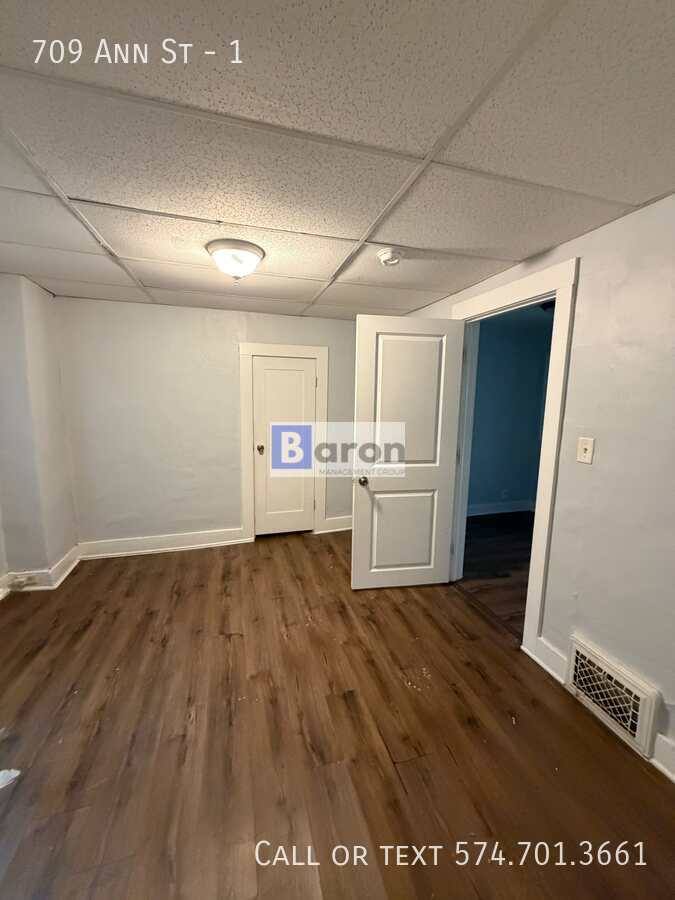 Apartment for rent at 709 Ann St #1, Mishawaka, IN 46545