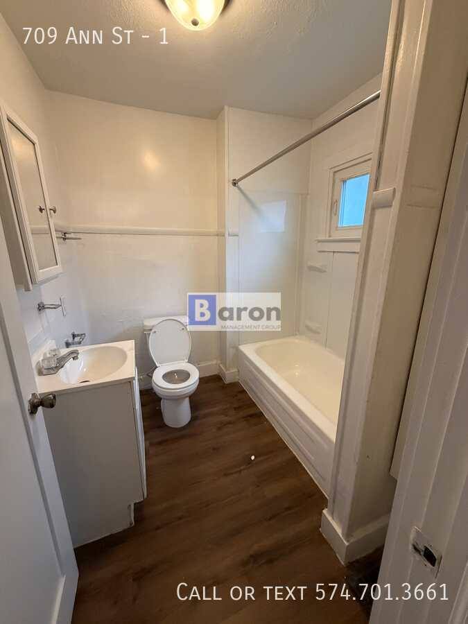 Apartment for rent at 709 Ann St #1, Mishawaka, IN 46545