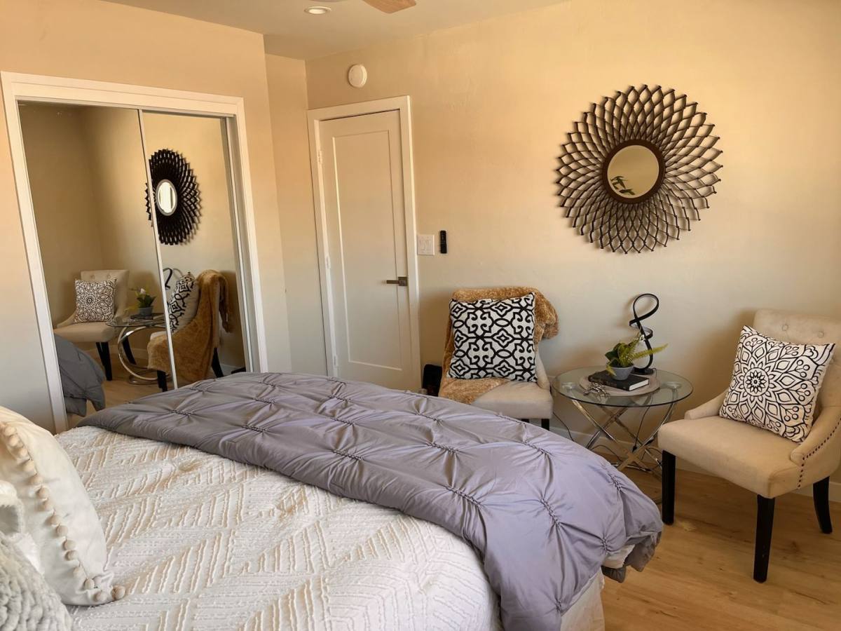 Apartment for rent at 9016-9020 Carlton Hills Blvd, Santee, CA 92071