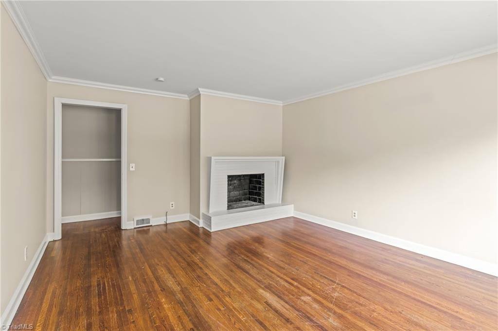 House for rent at 1200 Lamont Dr, Winston Salem, NC 27103