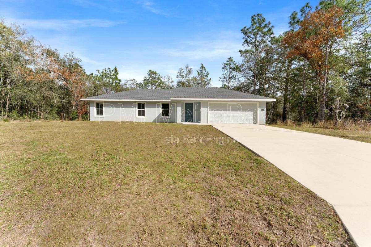House for rent at 9461 N Sandree Dr, Dunnellon, FL 34434