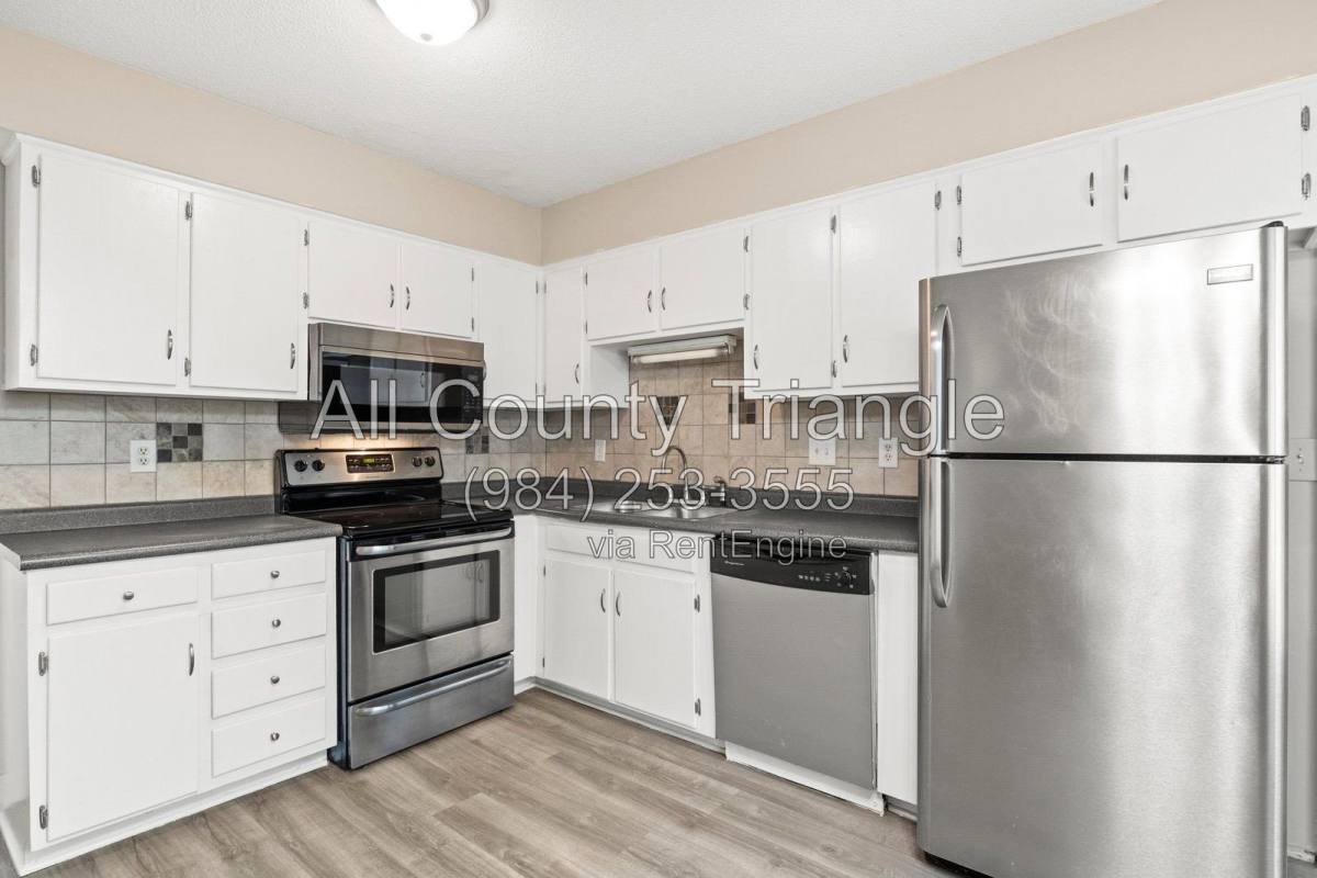 Townhouse for rent at 1619 Budwood Dr, Raleigh, NC 27609