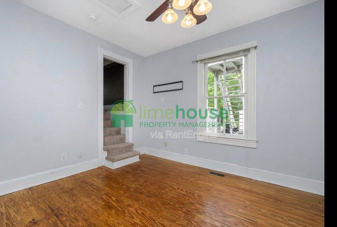 House for rent at 106 Parkview Ave, Portsmouth, VA 23704