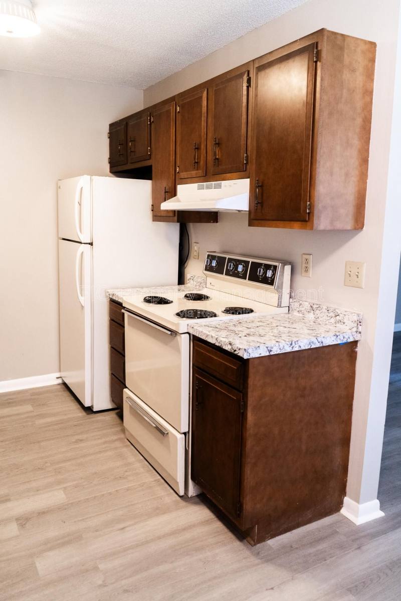 Apartment for rent at 129 Hillcrest Dr #17, Knoxville, TN 37918