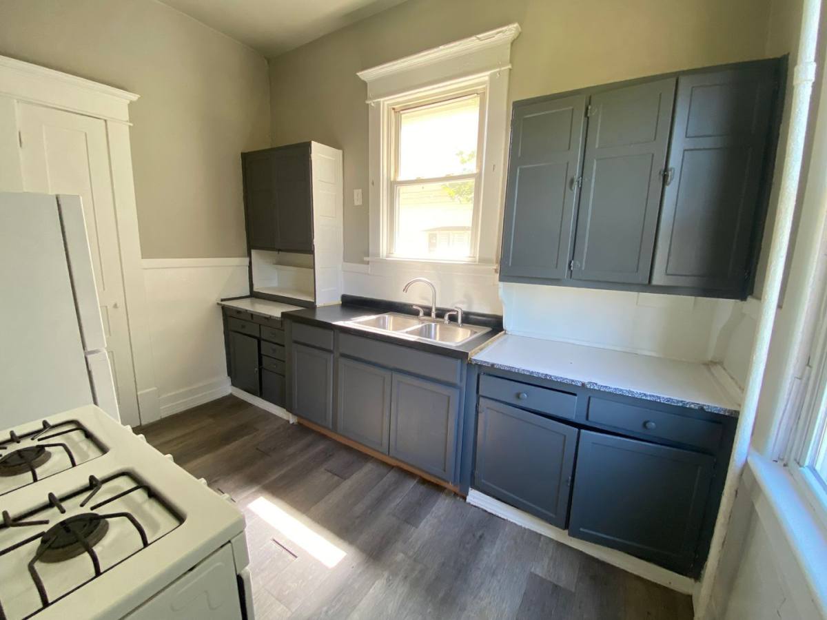 Apartment for rent at 402 S Main St, Frankfort, IN 46041