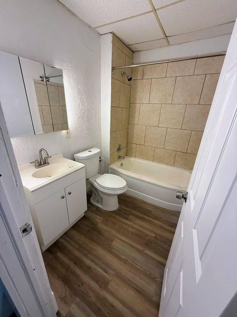 Apartment for rent at 12521-12523 Locke Ave, Cleveland, OH 44108