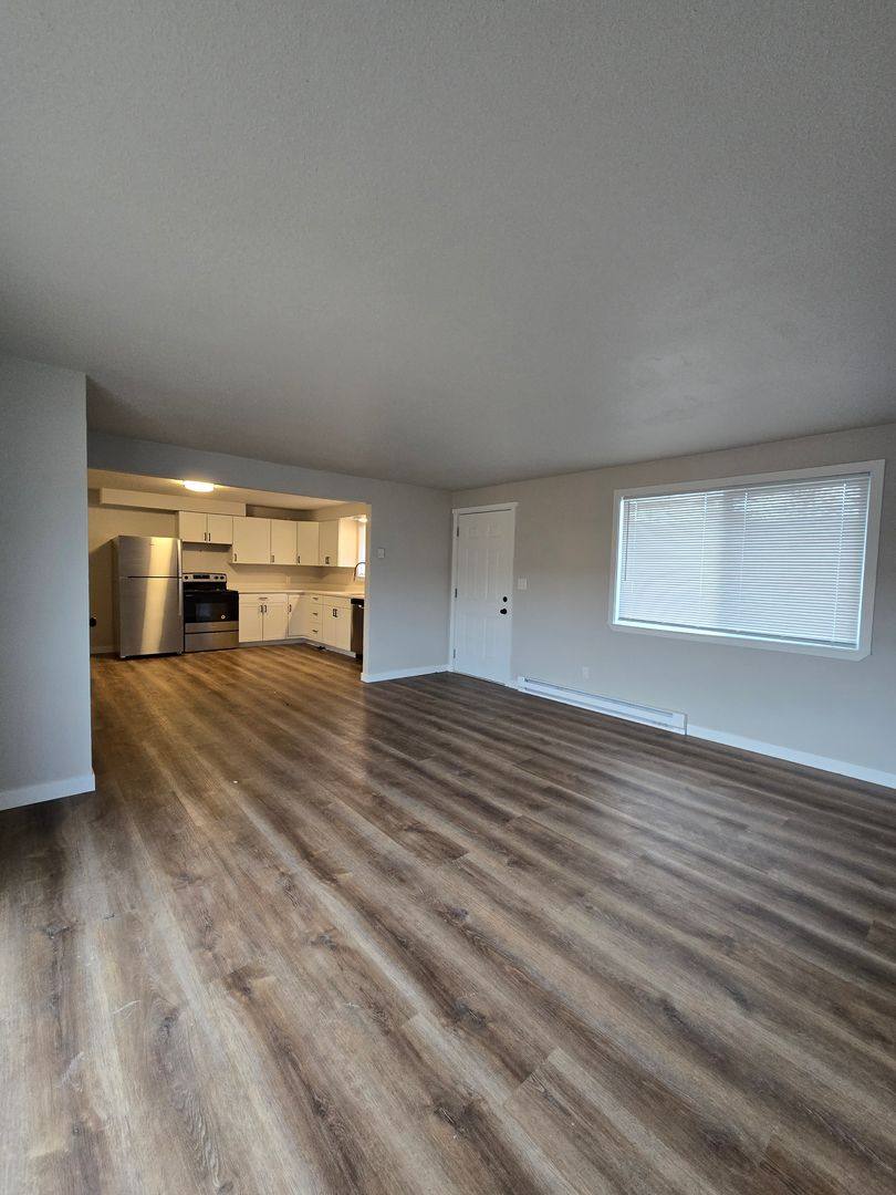 Apartment for rent at 2622-2628 Oak St SE, Albany, OR 97322