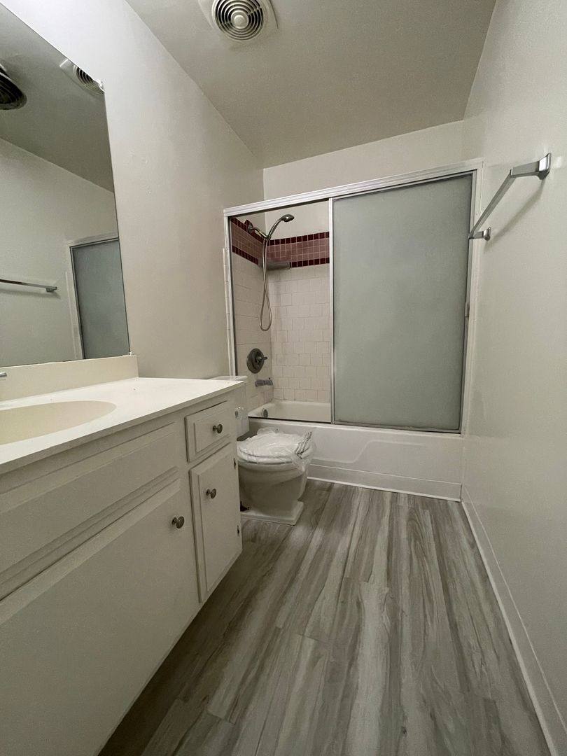 Apartment for rent at 1010 S Atlantic Blvd, Alhambra, CA 91803