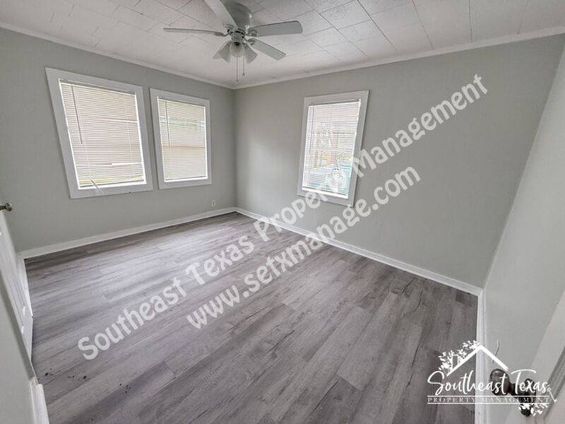 House for rent at 2325 Butler Dr, Orange, TX 77630