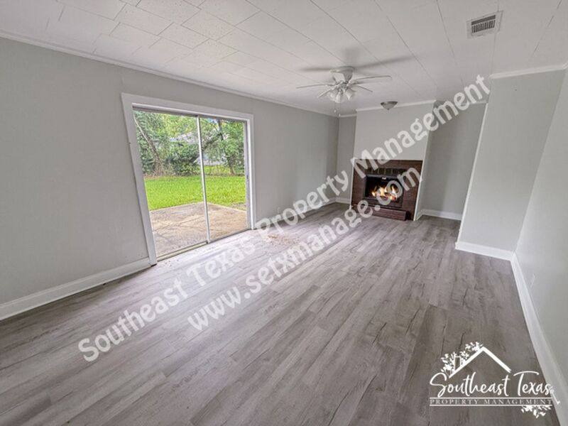 House for rent at 2325 Butler Dr, Orange, TX 77630