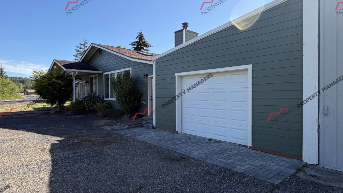 Apartment for rent at 116 Taylor Rd, Chehalis, WA 98532