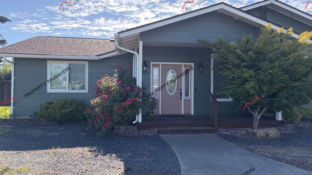 Apartment for rent at 116 Taylor Rd, Chehalis, WA 98532