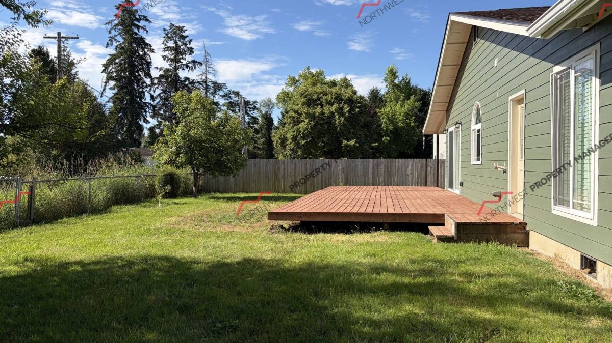 Apartment for rent at 116 Taylor Rd, Chehalis, WA 98532