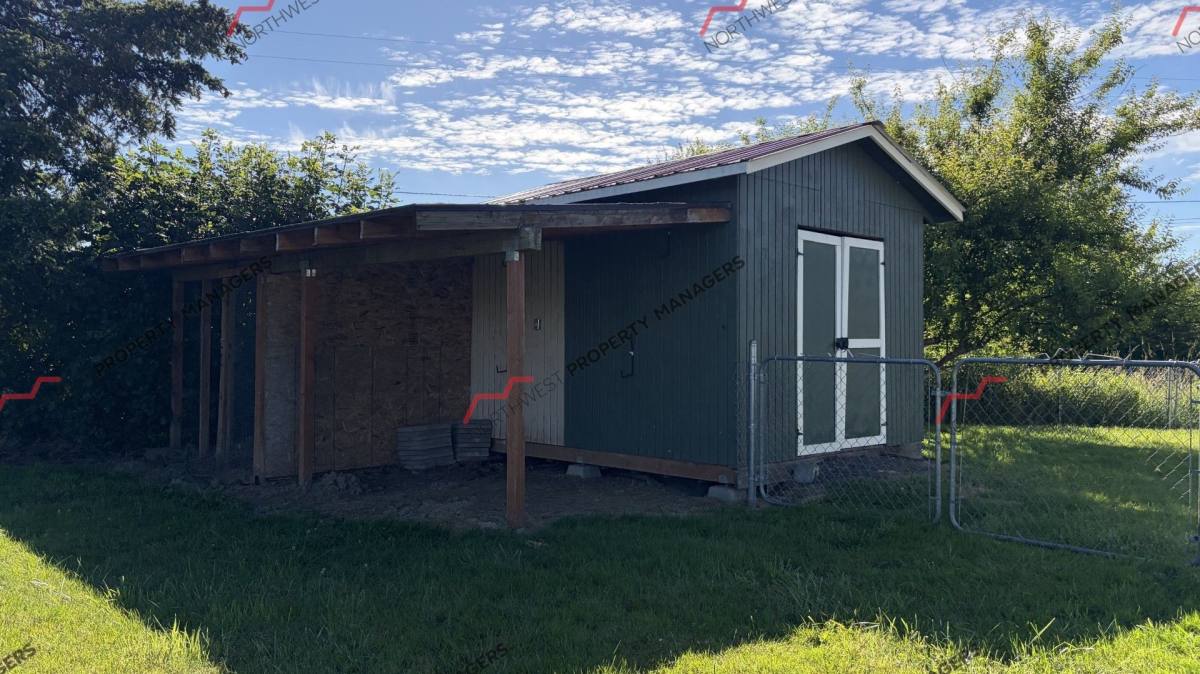 Apartment for rent at 116 Taylor Rd, Chehalis, WA 98532