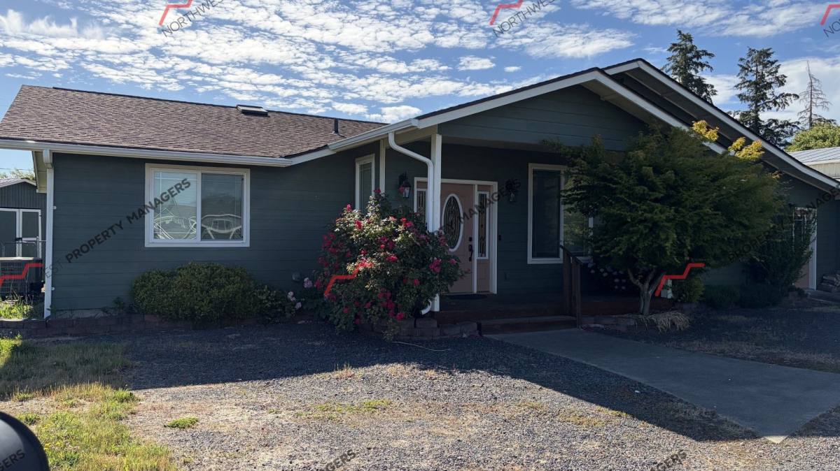 Apartment for rent at 116 Taylor Rd, Chehalis, WA 98532