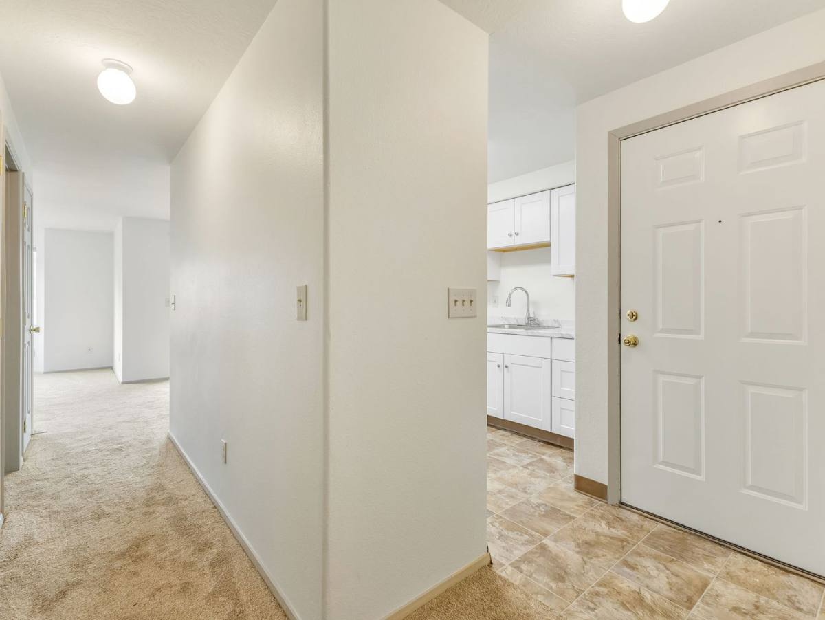 Apartment for rent at 355 S Wahanna Rd, Seaside, OR 97138