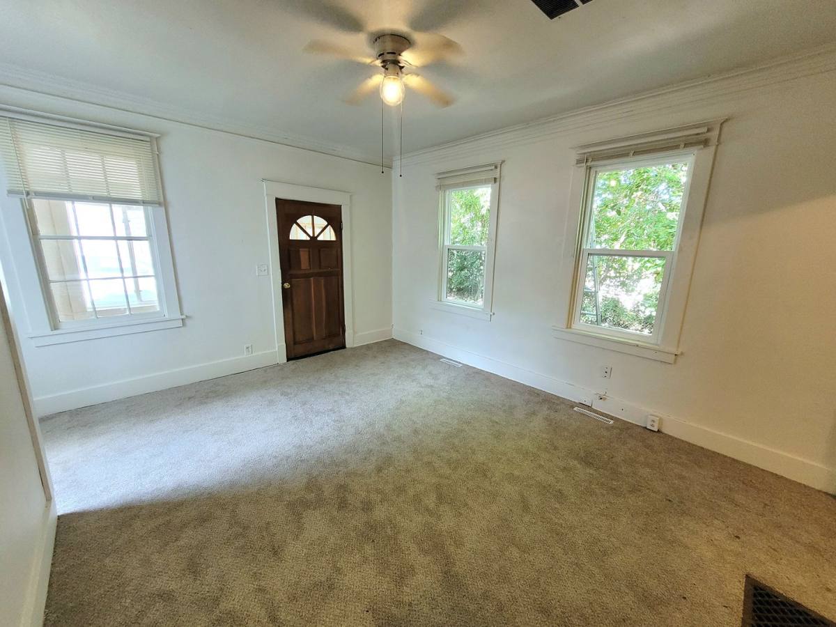 Apartment for rent at 500 Rose St, La Crosse, WI 54603