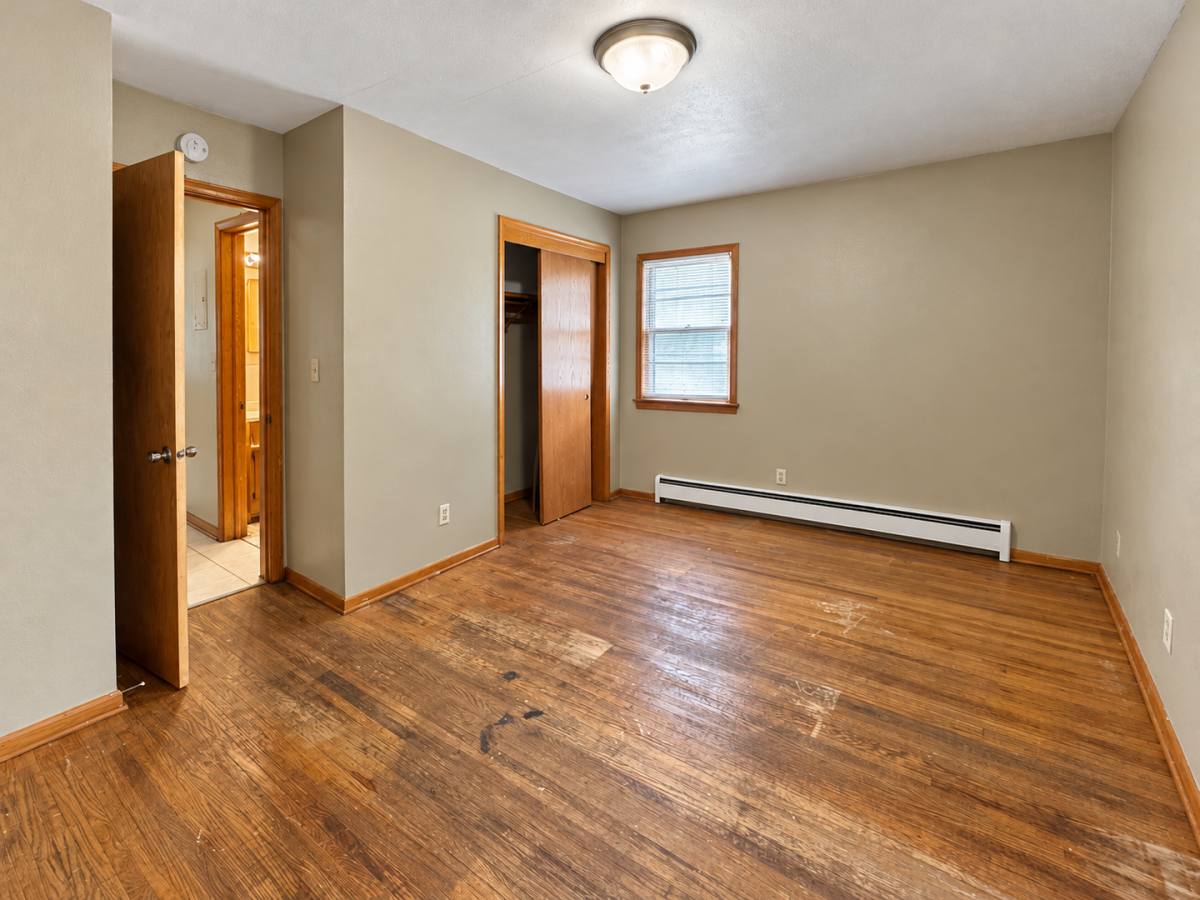 Apartment for rent at 1360 Payne Ave, St. Paul, MN 55130