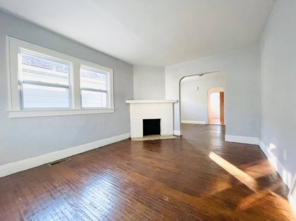 House for rent at 1755 Marne Ave, Toledo, OH 43613