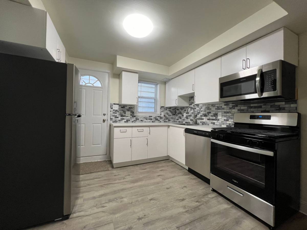 House for rent at 2677 S 18th St, Pittsburgh, PA 15210