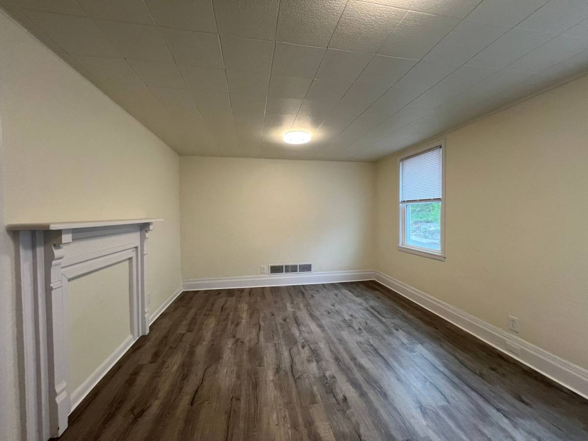 House for rent at 2677 S 18th St, Pittsburgh, PA 15210