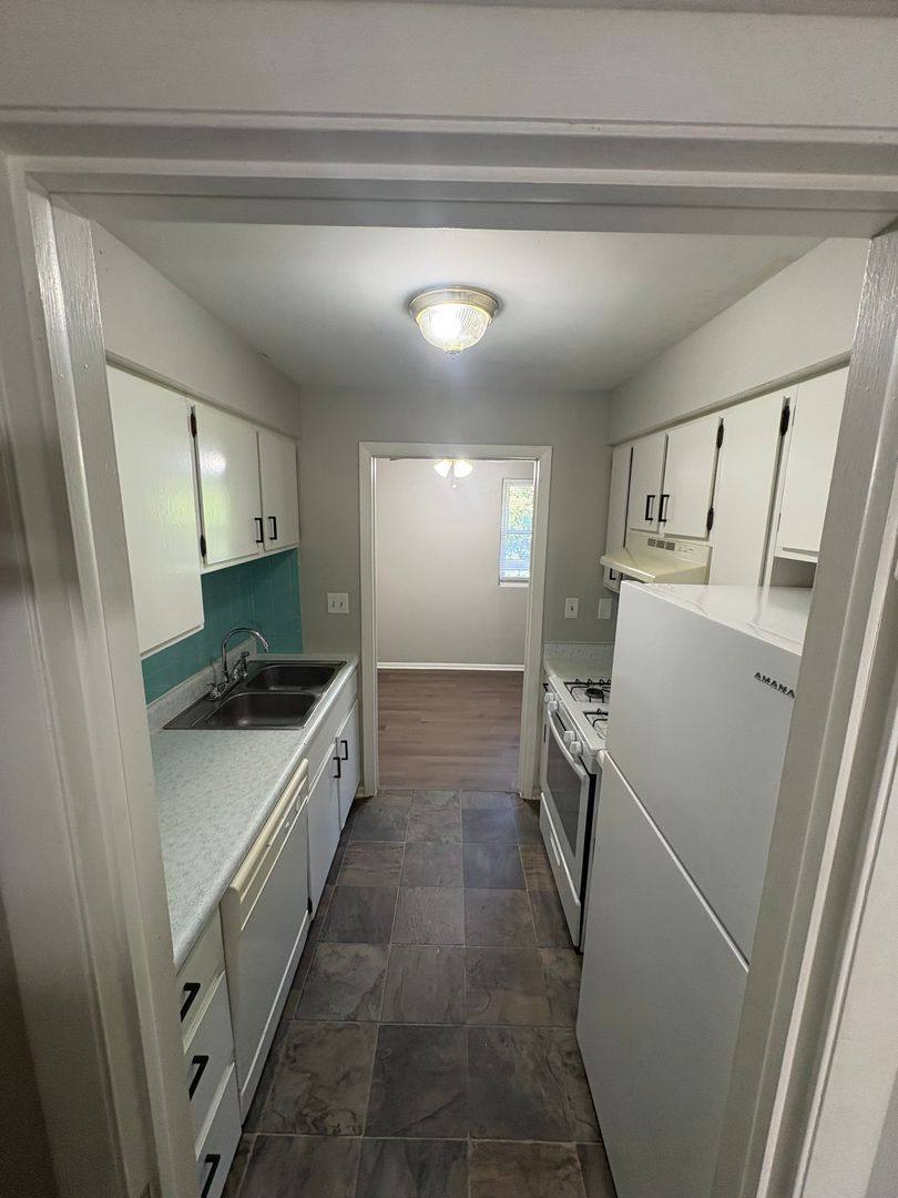 Apartment for rent at 7217 N University St, Peoria, IL 61614
