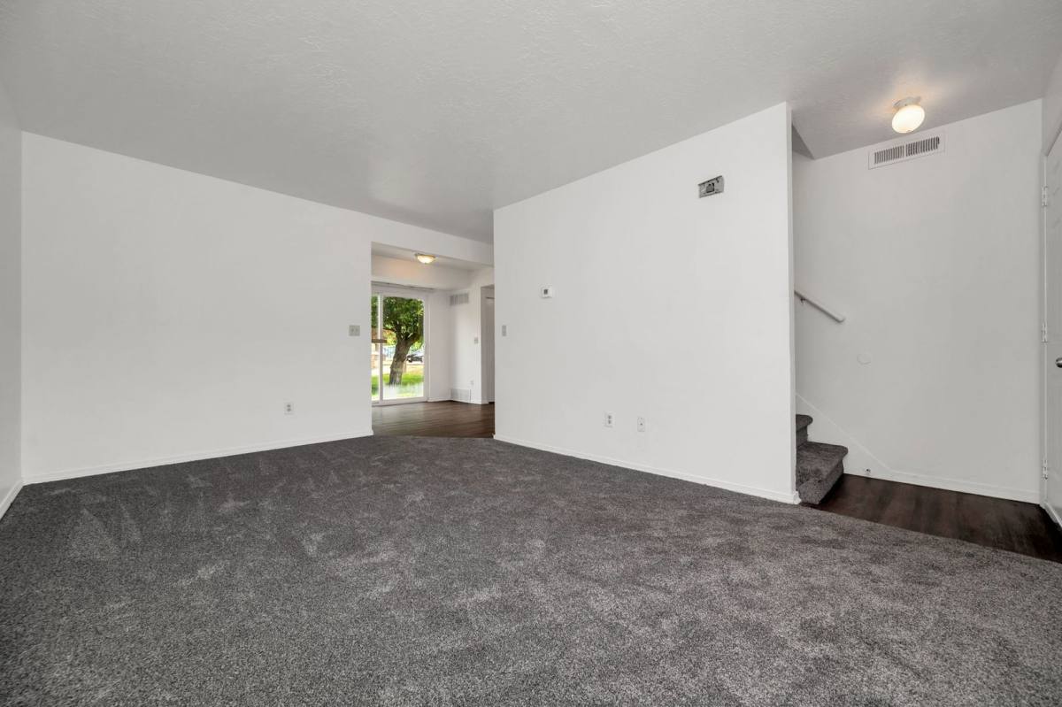 Townhouse for rent at 558 N Redwood Rd #2-2, Salt Lake City, UT 84116