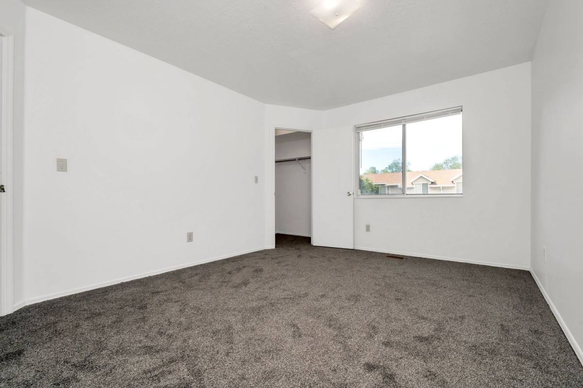 Townhouse for rent at 558 N Redwood Rd #2-2, Salt Lake City, UT 84116