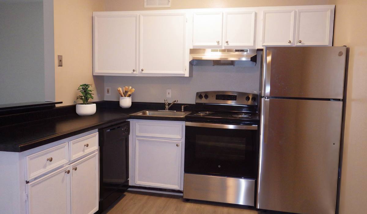 Apartment for rent at 304 Donner Pass, St. Peters, MO 63376