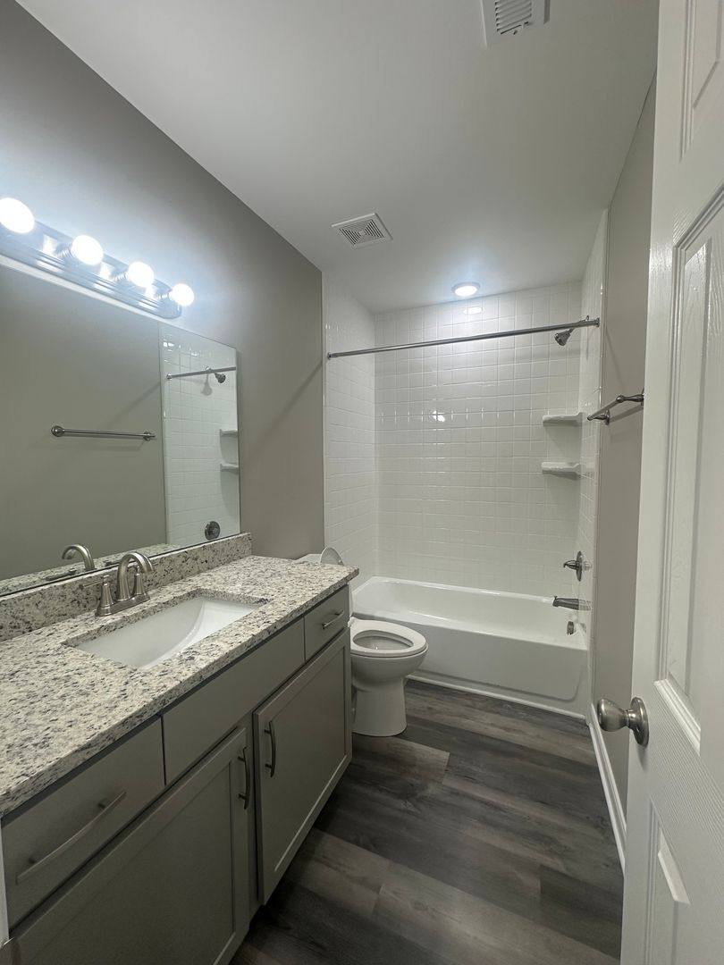Condo for rent at 900 Mountain Creek Rd #M164, Chattanooga, TN 37405
