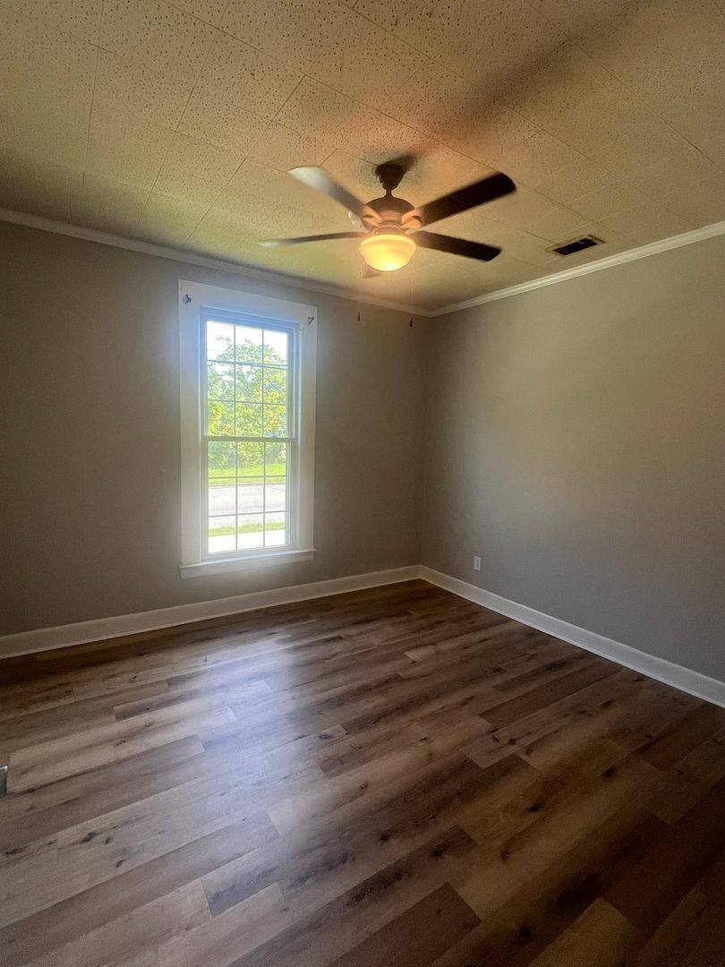 Apartment for rent at 301 S College St, Statesboro, GA 30458