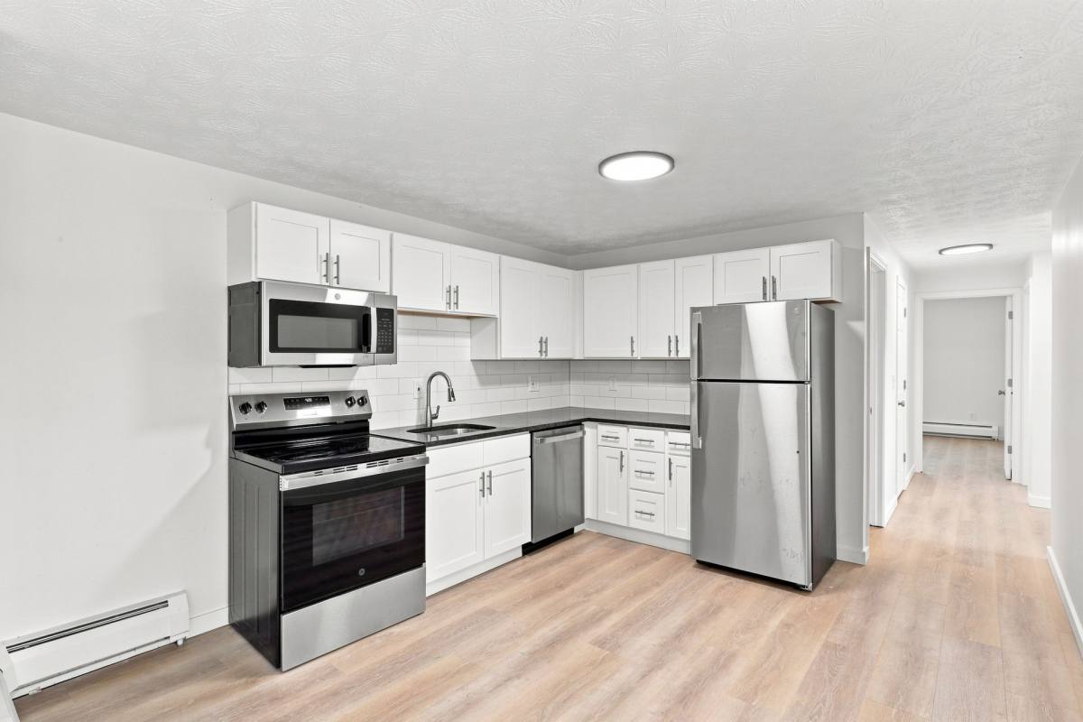 Apartment for rent at Fox Run, 710 Ridge Rd, Webster, NY 14580