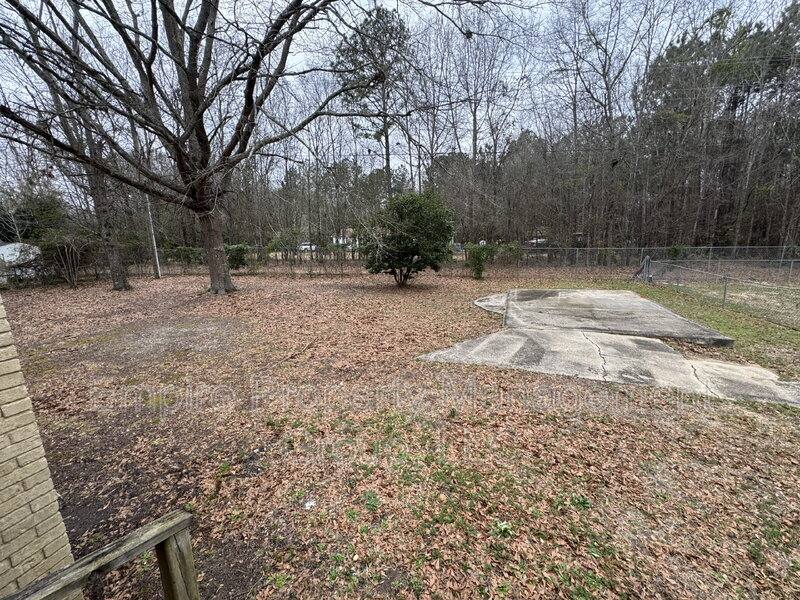 House for rent at 103 Yorkshire Dr, Lugoff, SC 29078