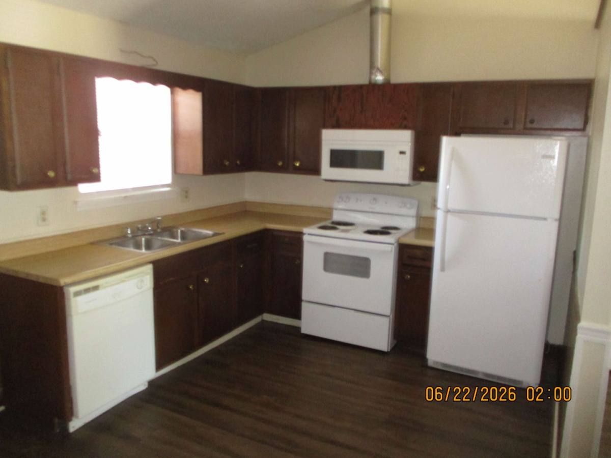 House for rent at 1904-B Elkhorn Lane, Albany, GA 31707