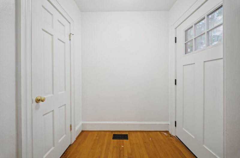 House for rent at 2808 Acres Rd, Portsmouth, VA 23703