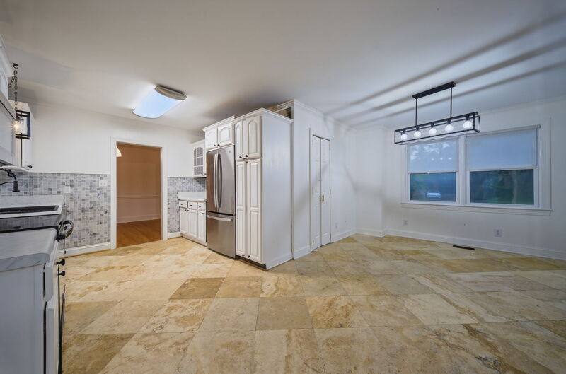 House for rent at 2808 Acres Rd, Portsmouth, VA 23703