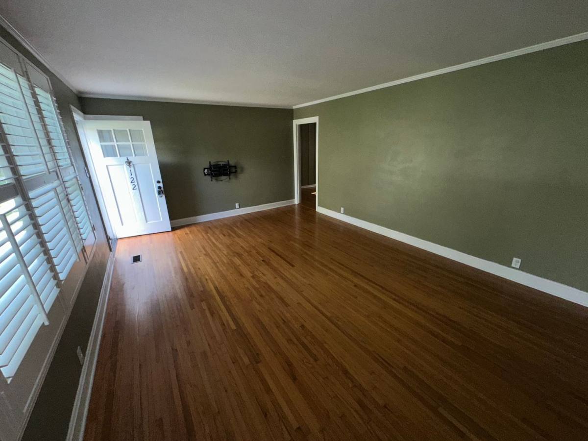 House for rent at 122 Hammond Ave, Lebanon, TN 37087