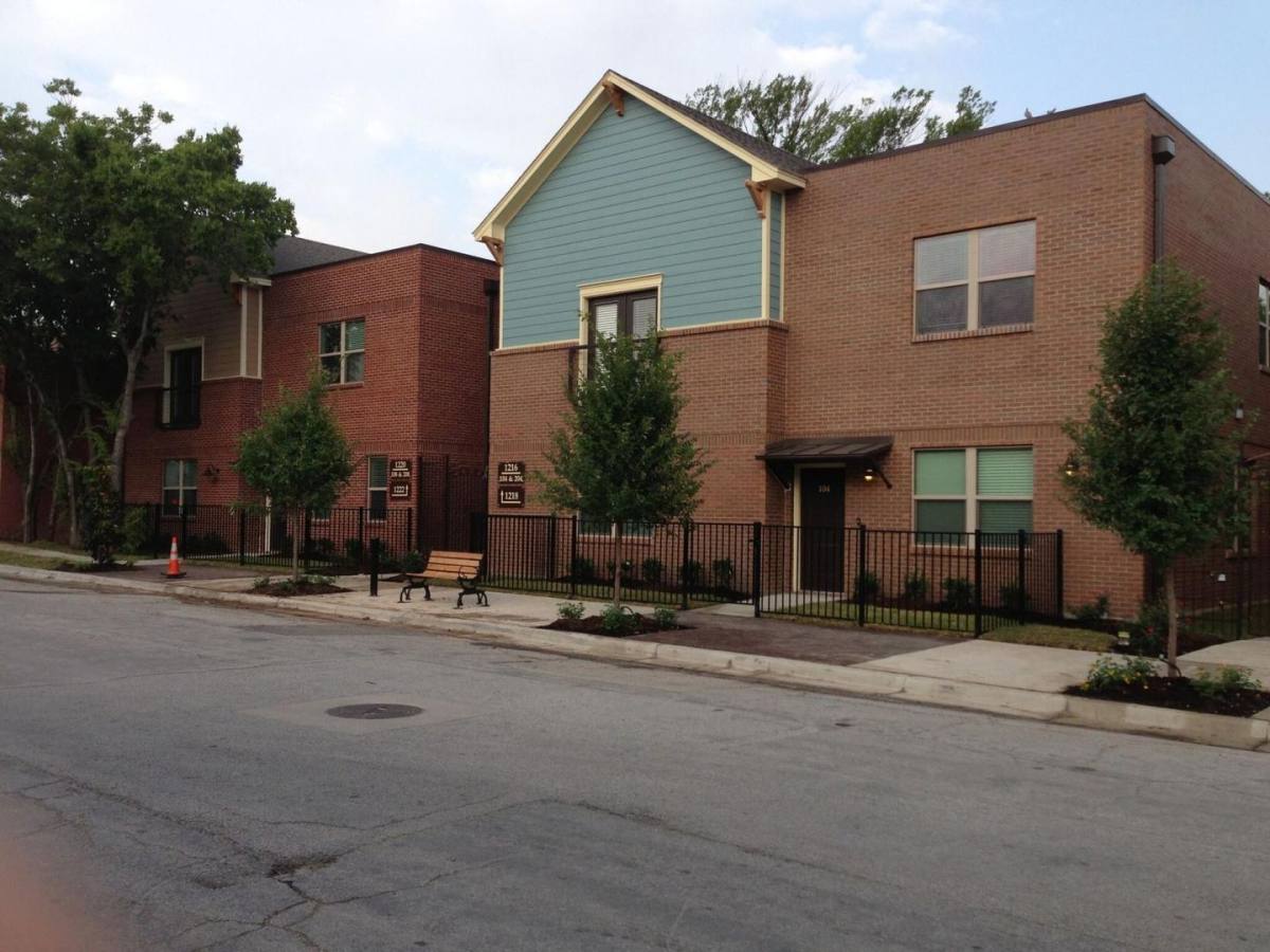 Apartment for rent at 1210 College Ave, Fort Worth, TX 76104