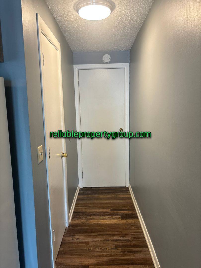 Apartment for rent at 805 N Washington St, Marion, IN 46952