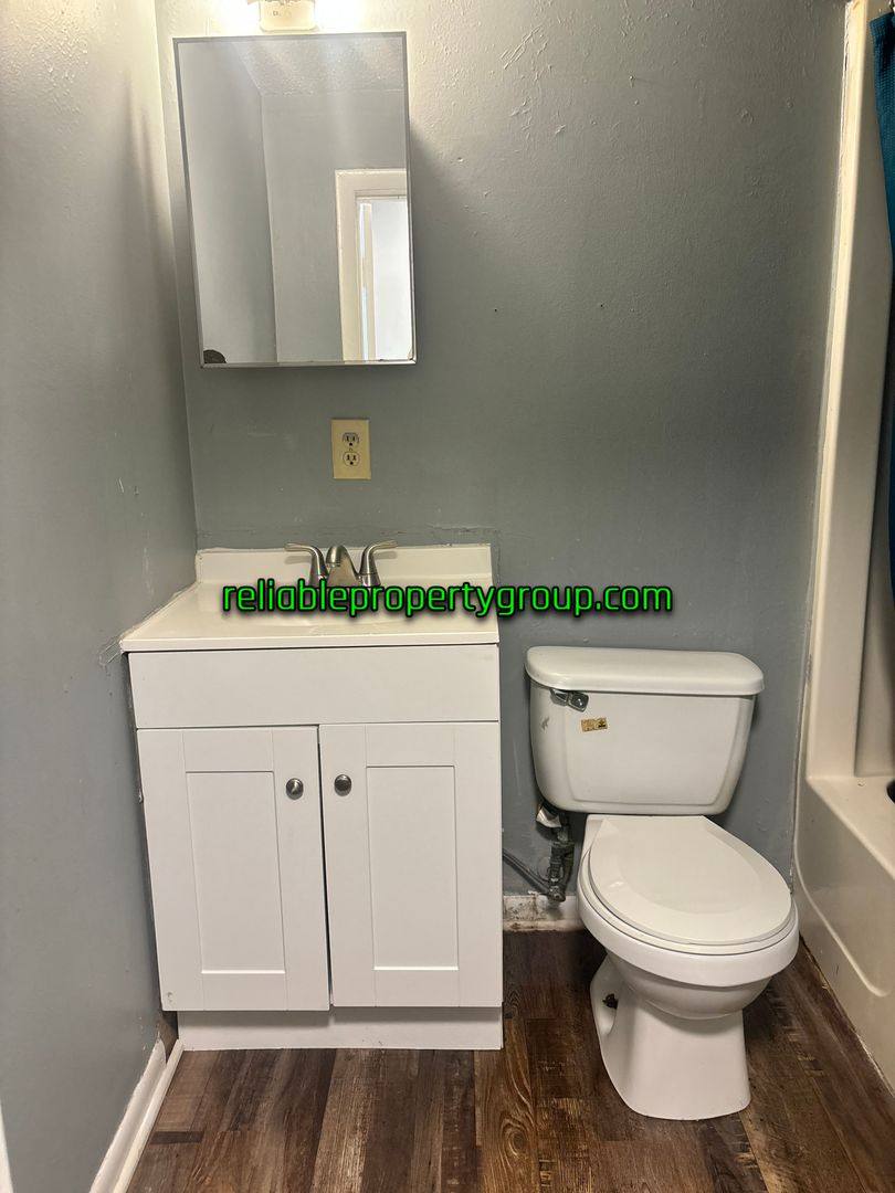 Apartment for rent at 805 N Washington St, Marion, IN 46952