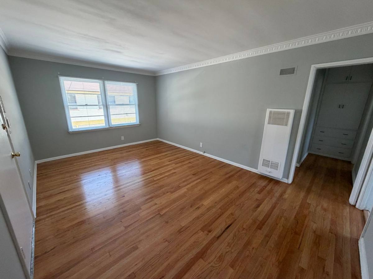 Apartment for rent at 10042-50 Culver Blvd, Culver City, CA 90232