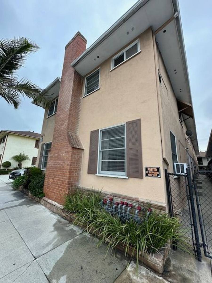 Apartment for rent at 10042-50 Culver Blvd, Culver City, CA 90232