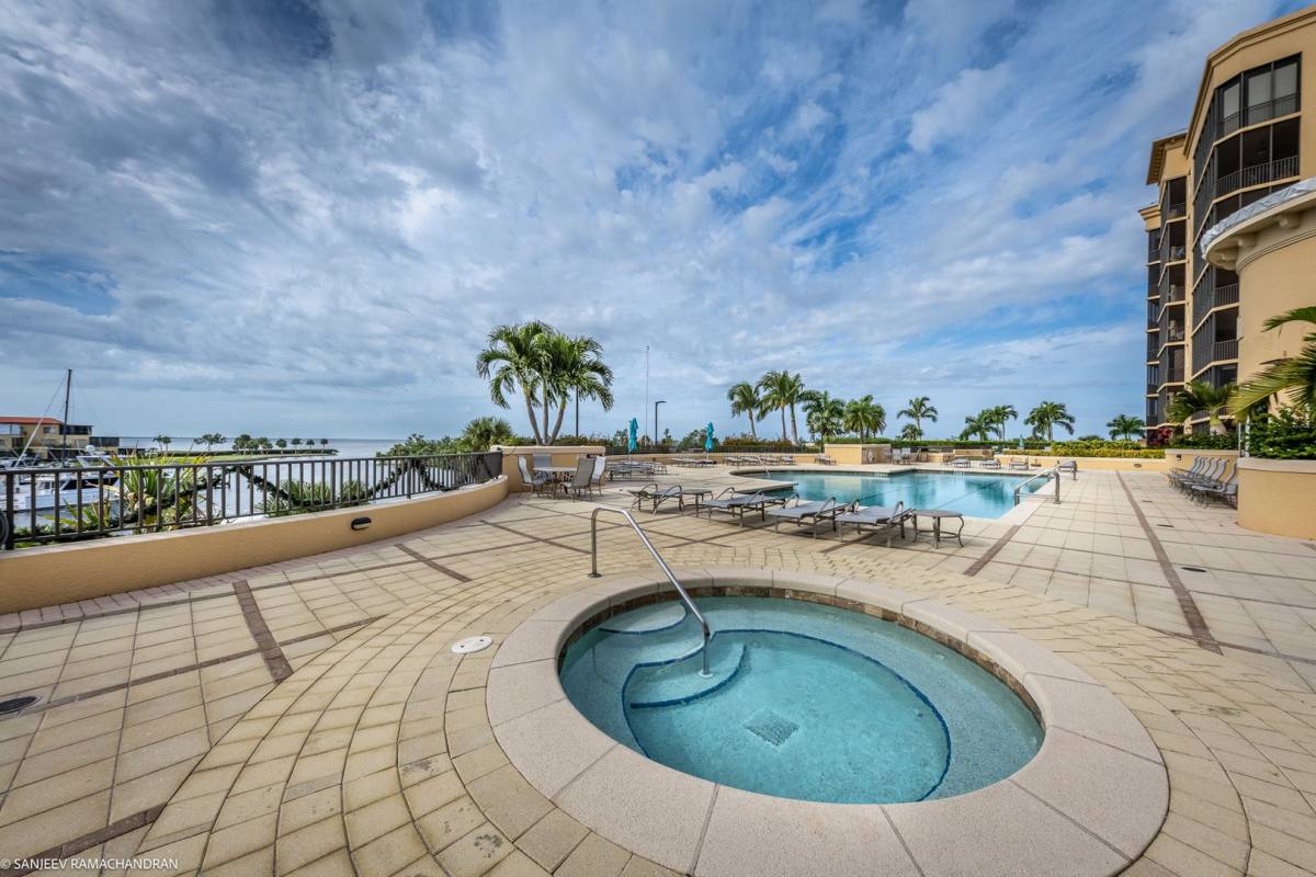 Apartment for rent at 3313 Sunset Key Circle, Punta Gorda, FL 33955