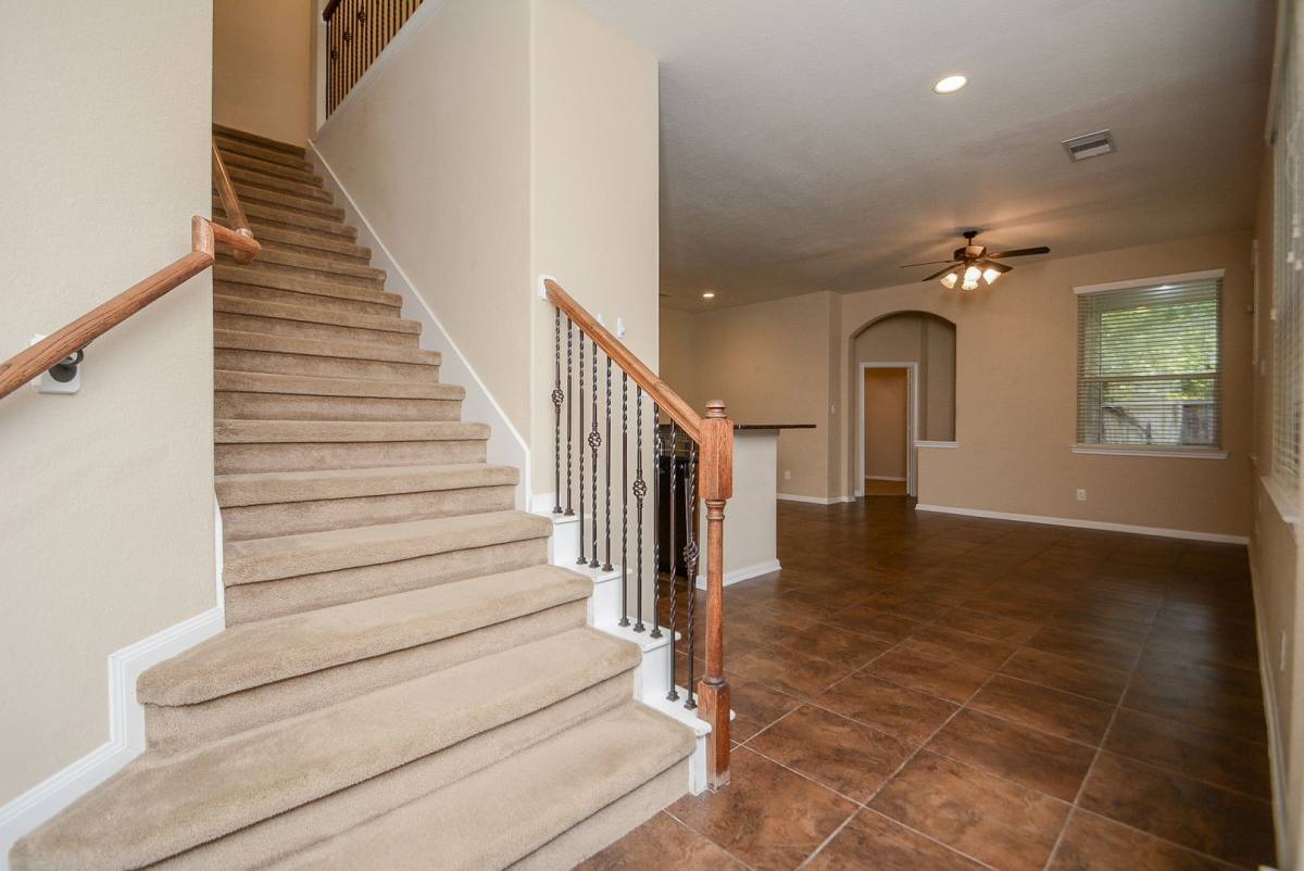 Townhouse for rent at 22 Cheswood Manor Dr, Spring, TX 77382