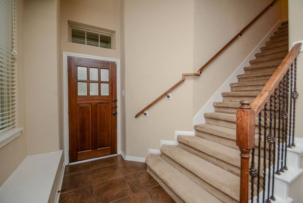 Townhouse for rent at 22 Cheswood Manor Dr, Spring, TX 77382