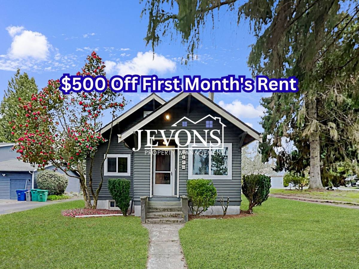 House for rent at 8632 116th Ave SE, Renton, WA 98056